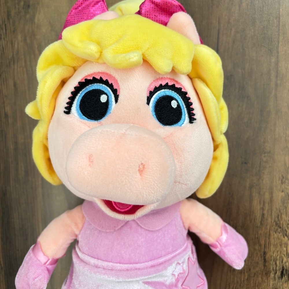 Disney Store MISS PIGGIE Muppet Babies Plush Pig Pink 14" Toy Stuffed Animal - Picture 2 of 13
